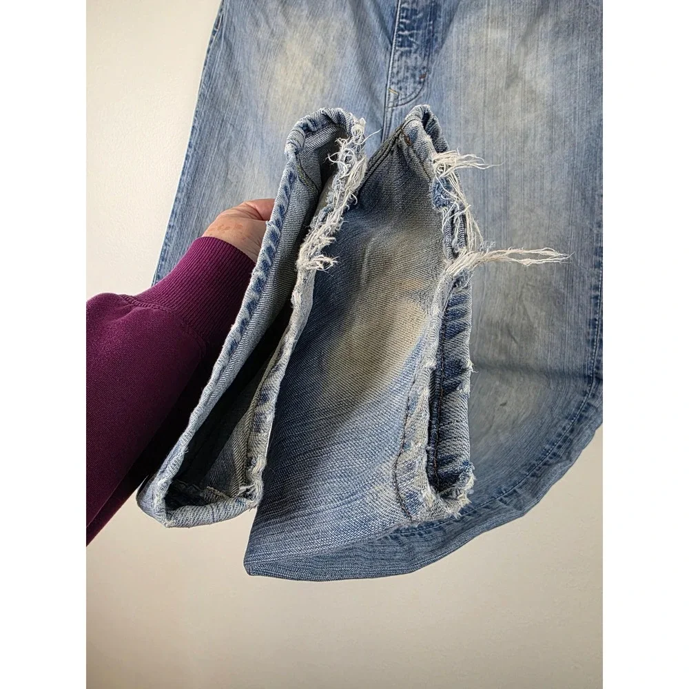 Banana Republic Jeans Mens 36x33 Tag 36x34 Blue Light Wash Straight Leg Distress